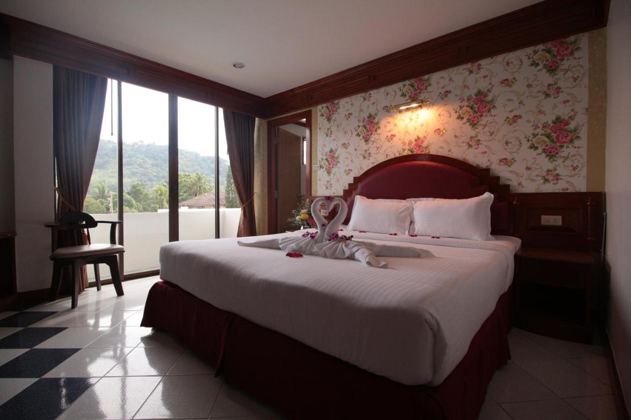 Taj Phuket Inn Patong Esterno foto